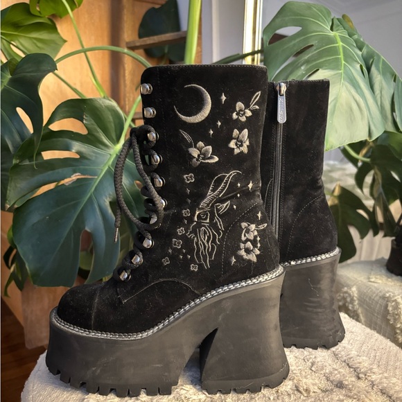 Killstar Shoes - Killstar Black Embroidered Heeled Boots